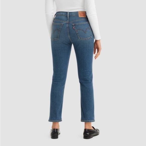 Levi's Women's High-Rise Wedgie Straight
Cropped Jeans - Max Effort new - Picture 1 of 5